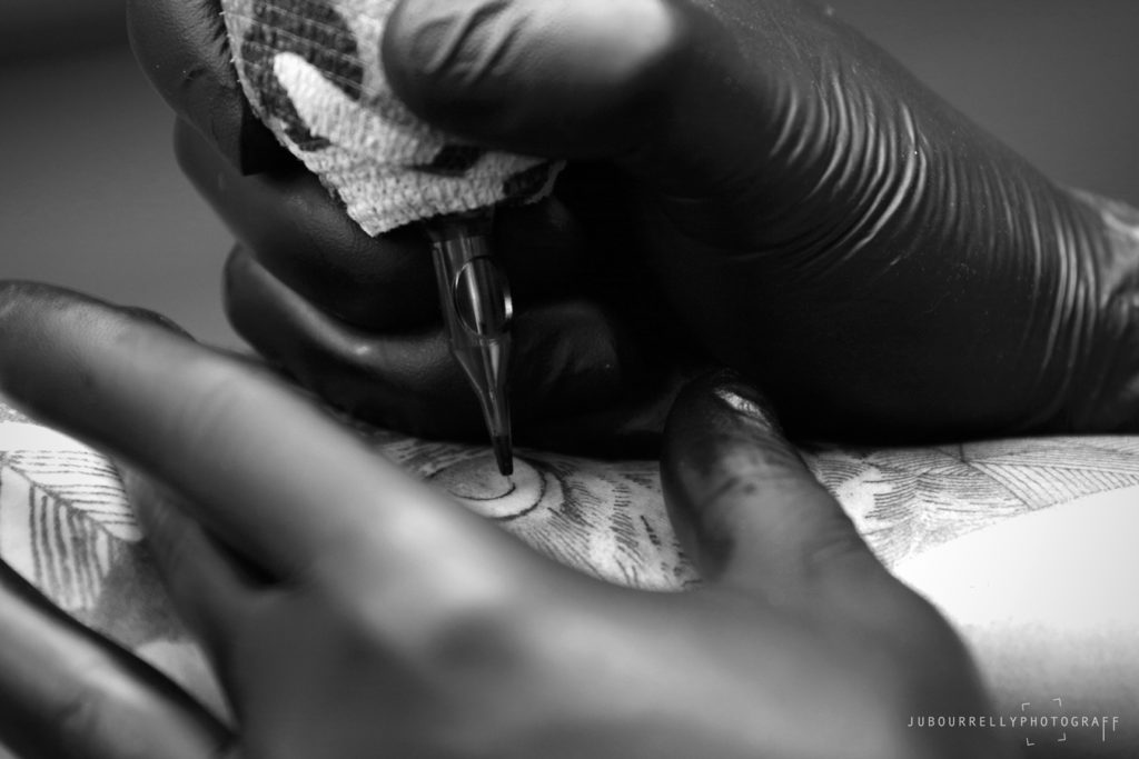 La joconde absente Tattoo Artiste - Marseille, France ©jubourrellyphotograff