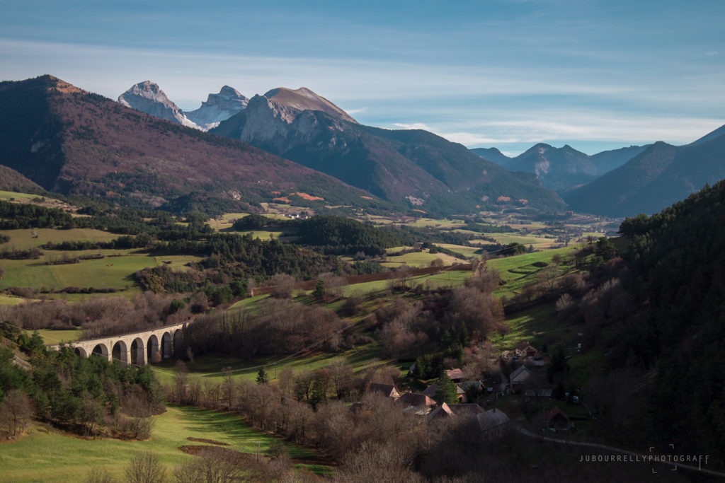 Vallée de la Jarjatte - Drôme, France ©jubourrellyphotograff
