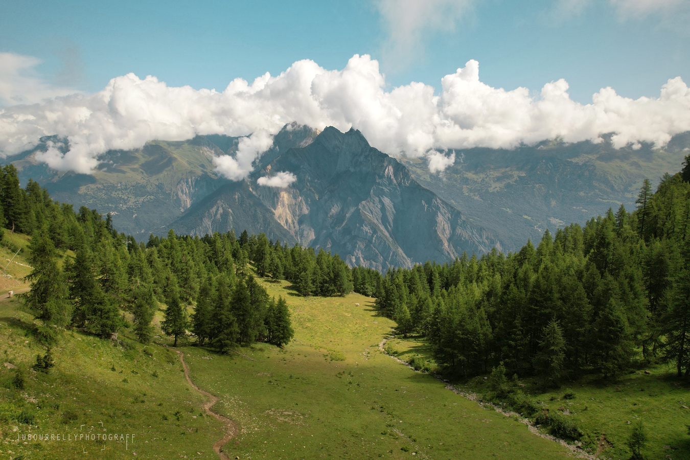 Vallée de la maurienne - Savoie, France ©jubourrellyphotograff